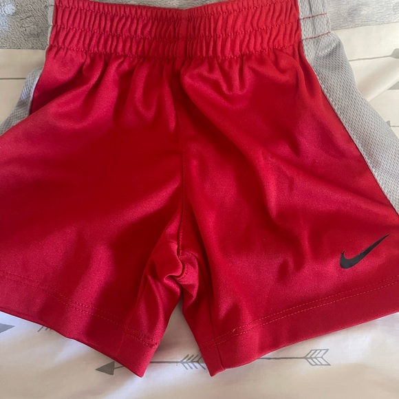 Red & grey nike matching outfit - Picture 3 of 3